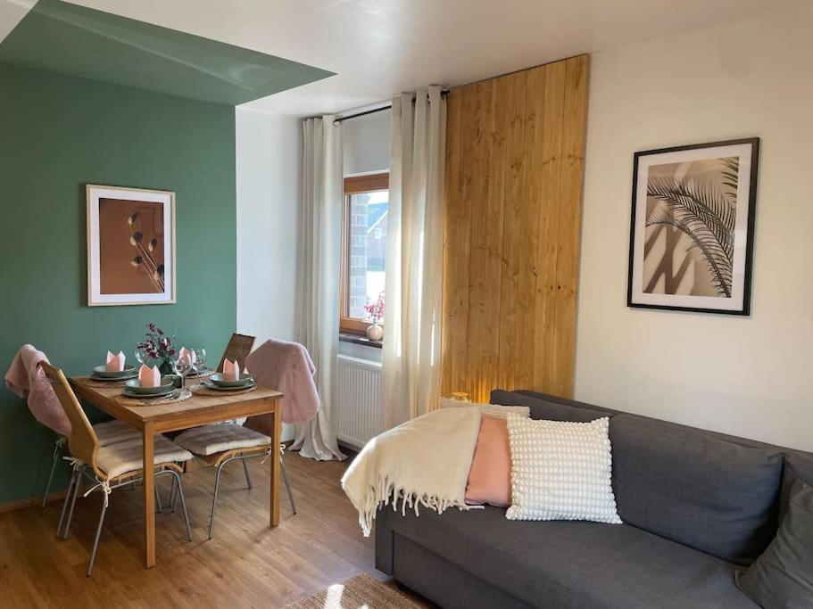 Cozy Wilkipartment Bis 4 Pers - Hund - Netflix - Wlan - Wintergarten - Coffeebar - Popcorn Verl Eksteriør bilde
